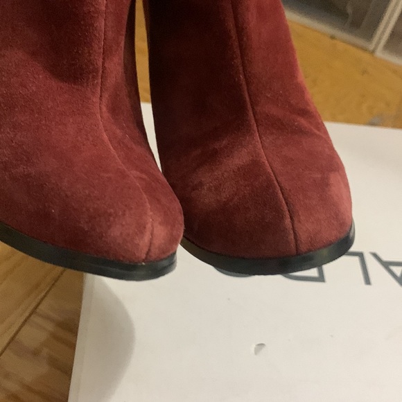 Aldo 6 inch bootie heels . Size US 8 - Picture 6 of 7